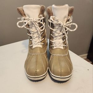 Cute warm snow boots tan & white